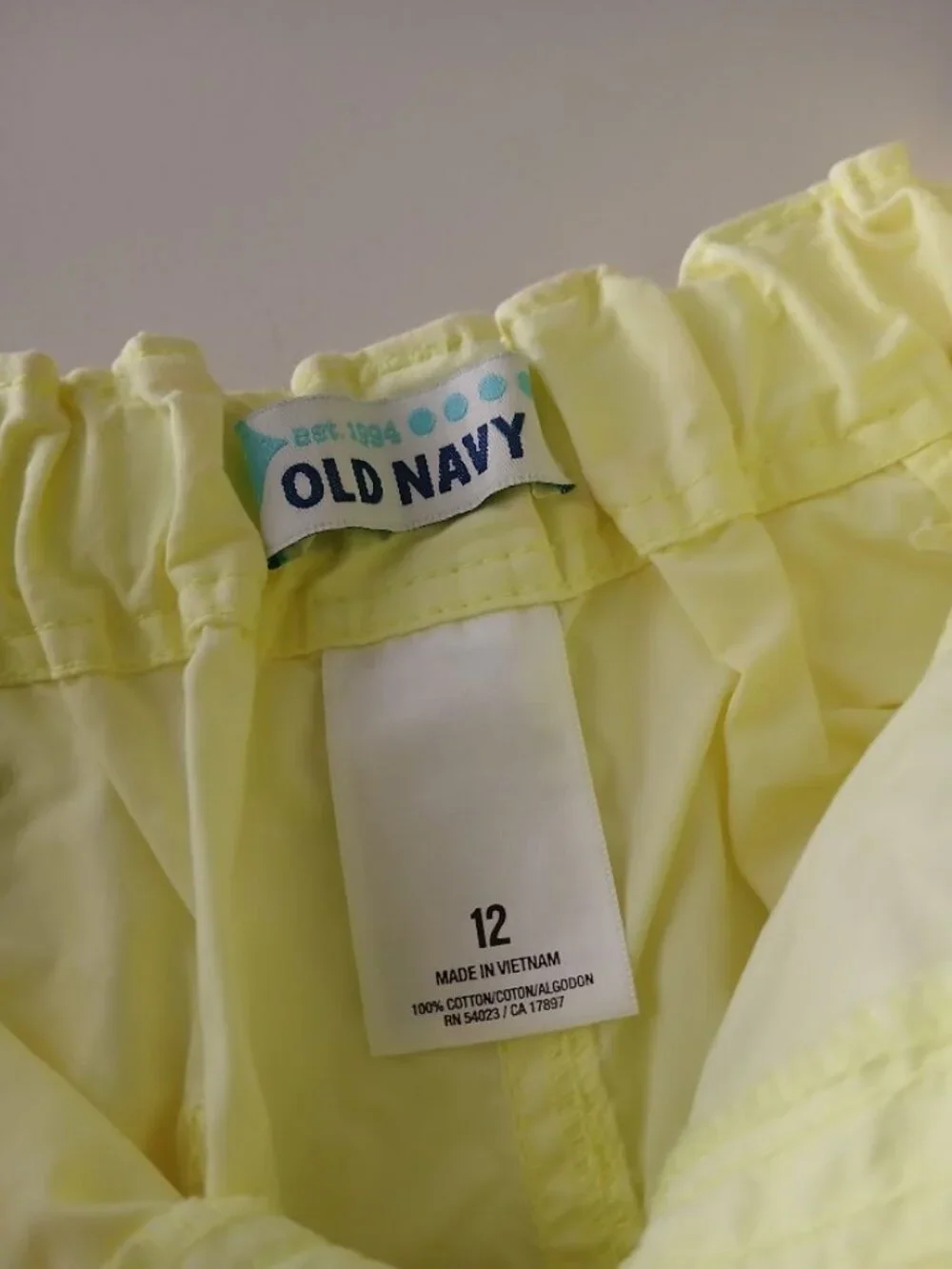 Yellow Cotton Cargo Style Shorts - old navy - kids size 12